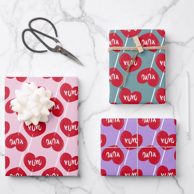 Xoxo red heart lollipop pattern wrapping paper sheets (Front)