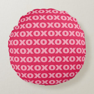 XOXO Round Throw Cushion
