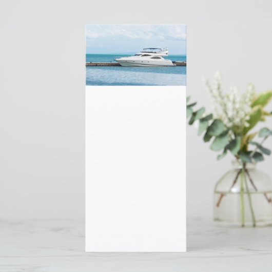 Yacht at mooring (Standing Front)