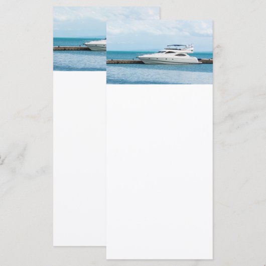 Yacht at mooring (Front/Back)