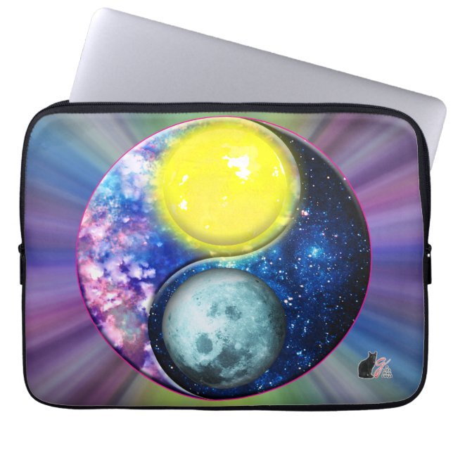 Yang-Yin / Sun-Moon Laptop Sleeve (Front)