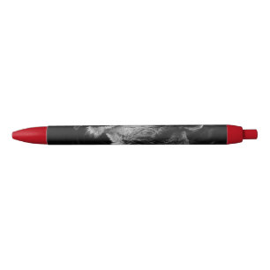 yawning lion pen