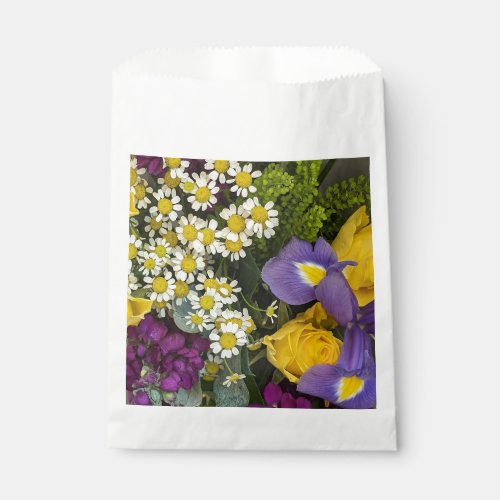 Yellow and purple favor bag