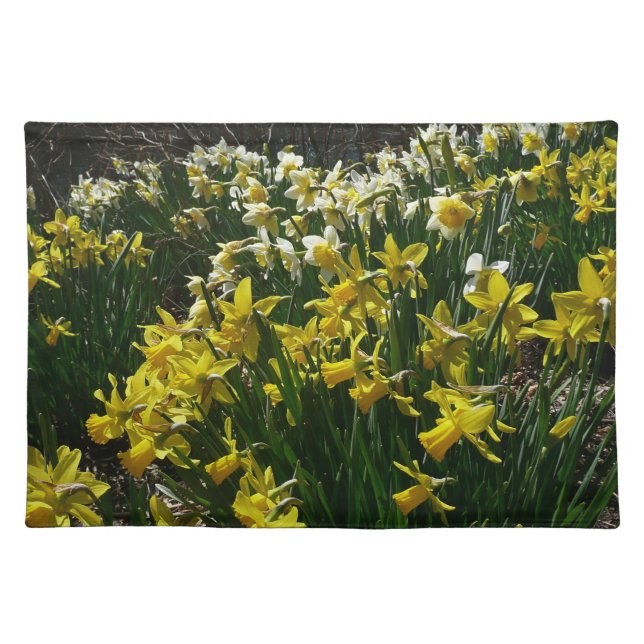 Yellow and White Daffodils Spring Flowers Cloth Placemat (Front)