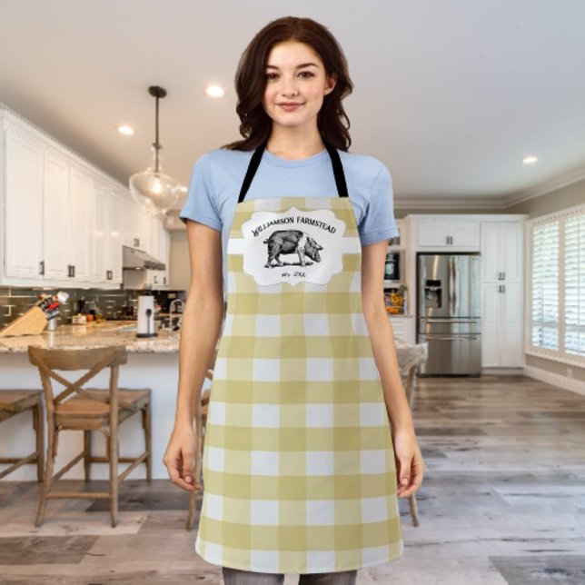 Yellow Buffalo Plaid Farm Pig Apron (Yellow Buffalo Plaid Farm Pig Personalized Apron)
