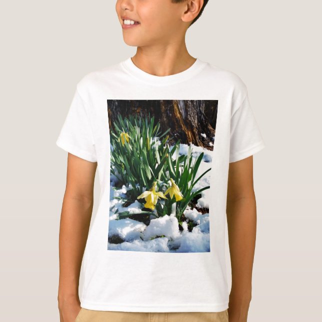 Yellow Daffodils flowers in the snow T-Shirt (Front)