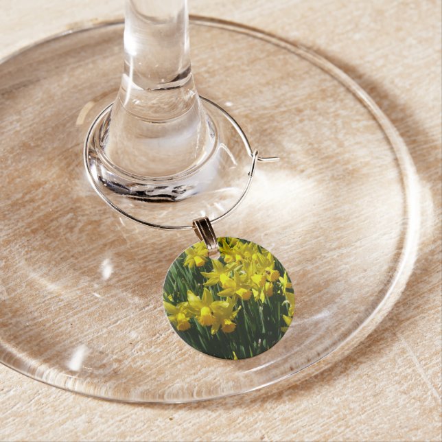 Yellow Daffodils I Cheery Spring Flowers Wine Glass Charm (In Situ)