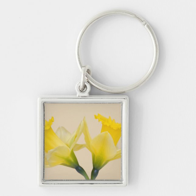 Yellow daffodils keychain (Front)