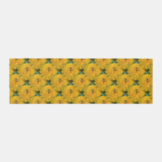 Yellow Daisy Flowers Pattern Runner