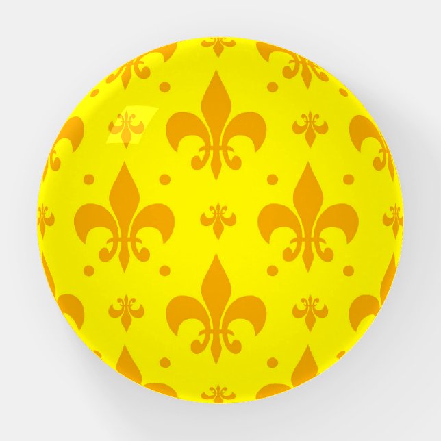 Yellow Fleur-de-lis Pattern Design  Paperweight (Front)