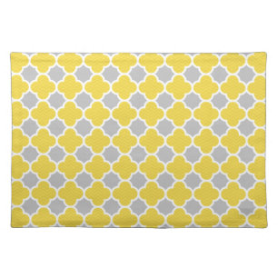 Yellow & Gray Quatrefoil Geometric Pattern Placemat