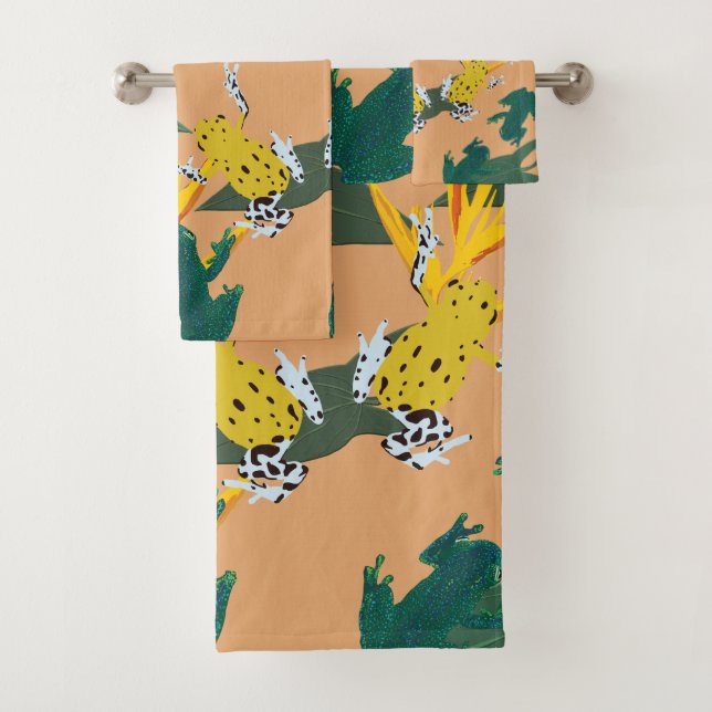 Yellow Green Frogs Pattern Bath Towel Set (Insitu)