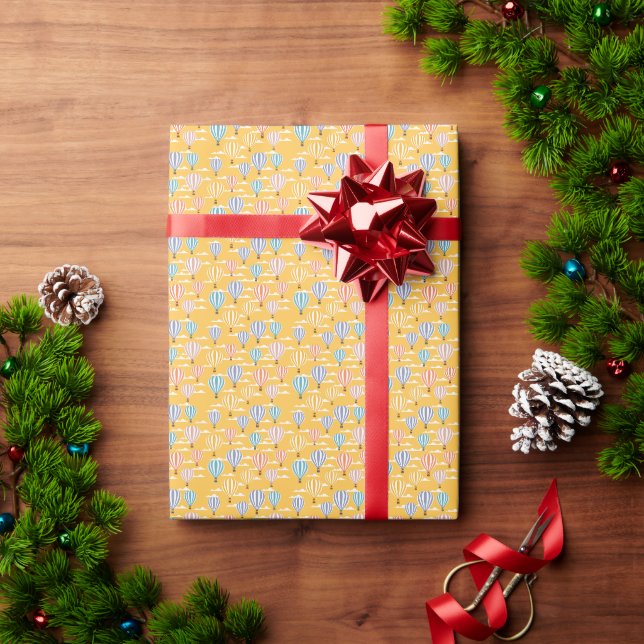 Yellow hot air balloon pattern wrapping paper (Holiday Gift)