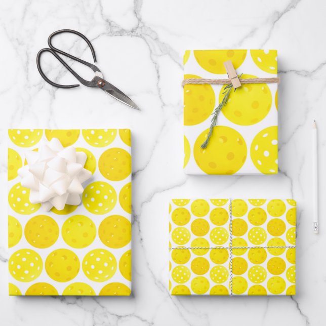 Yellow Pickleballs Serving 0-0-2 Pickleball Wrapping Paper Sheets (Front)