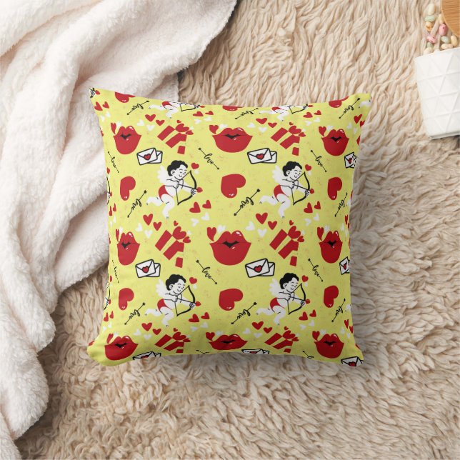 Yellow pillow for Valentine's Day (Blanket)