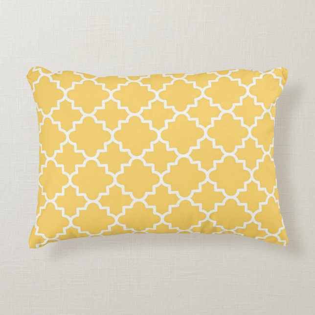 Yellow Quatrefoil Pattern Accent Pillow (Front)