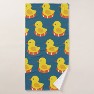 yellow rubber duck seamless pattern. Vintage illus Bath Towel