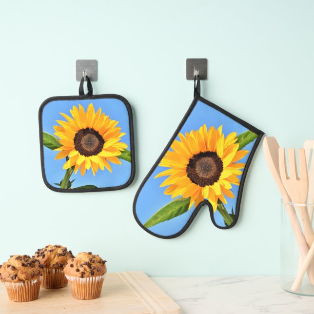 Yellow Sunflower Oven Mitt & Pot Holder Set (Insitu(Hanging))