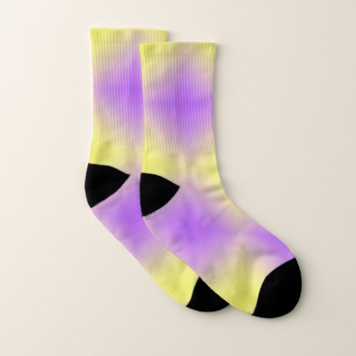 Yellow to Purple Diamond Pattern Gradient Socks