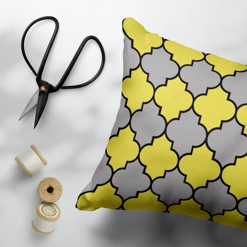Yellow Trellis Quatrefoil Moroccan Lattice Pillow Case