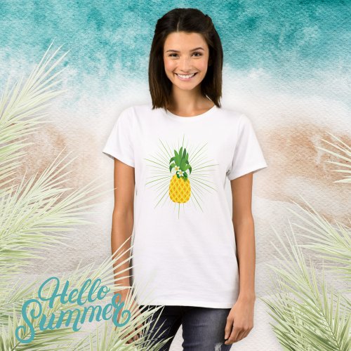 Yellow Tropical Pineapple     T_Shirt