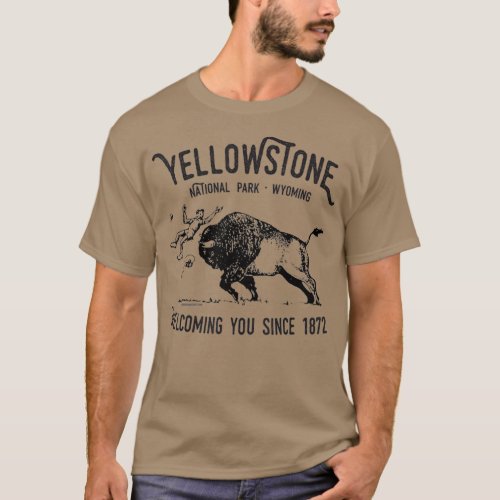 Yellowstone Bison Toss National Park Wyoming T_Shirt