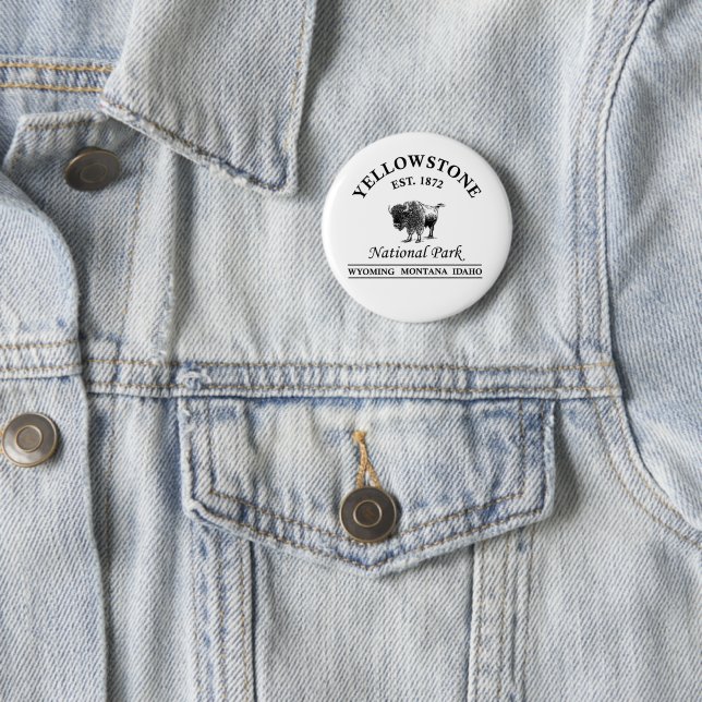 Yellowstone national park button (In Situ)