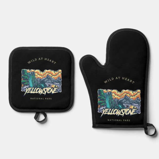 Yellowstone National Park Oven Mitt & Pot Holder Set (Front)