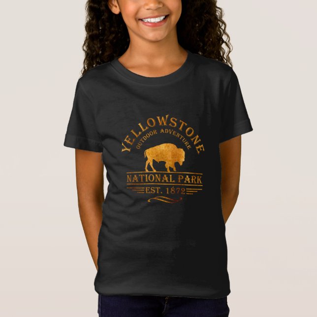 Yellowstone national park T-Shirt (Front)