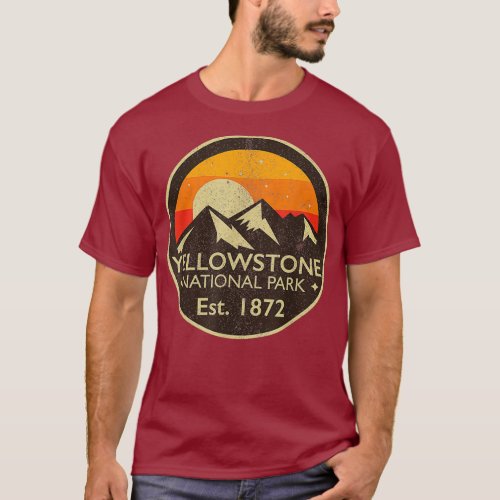 Yellowstone National Park Vintage Retro Camping T_Shirt