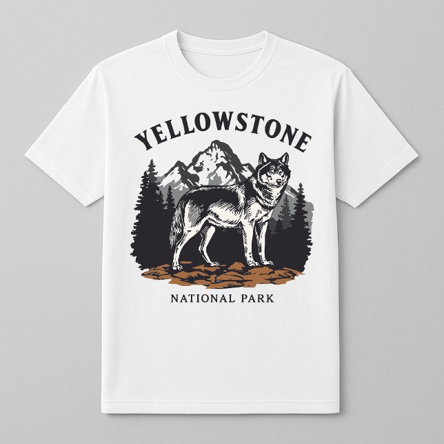 Yellowstone National Park Wolf Mountains T-Shirt (Creator Uploaded)