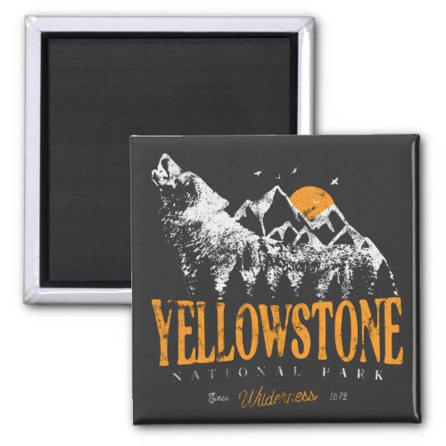 Yellowstone National Park Wolf Mountains Vintage   Magnet