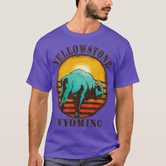 Yellowstone US National Park Wyoming Bison Hiking T-Shirt