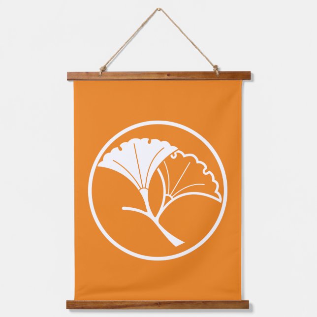 Yin and yang ginkgo leaves in threadlike ring hanging tapestry (Front)