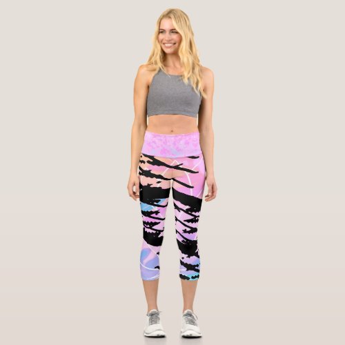 Yin Yang Capri Leggings