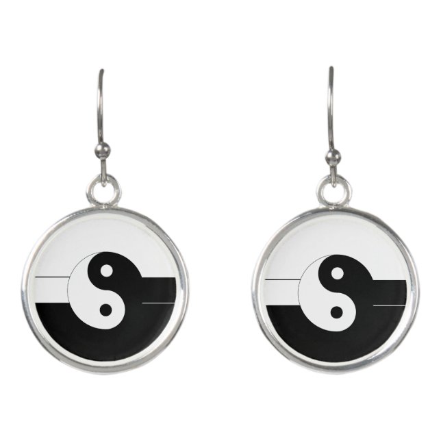 Yin yang earrings (Front)