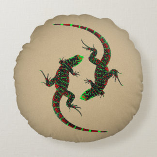 Yin Yang Lizards Ceramic Tile Brown Round Pillow