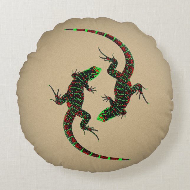 Yin Yang Lizards Ceramic Tile Brown Round Pillow (Front)