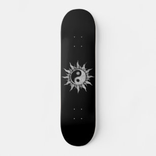 Yin-yang - Mystic sun - Mandala dualities. Skateboard