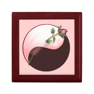 Yin Yang Red Rose gift box