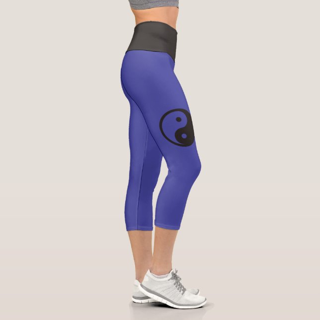 Yin Yang Symbol - solid tattoo design Capri Leggings (Right)