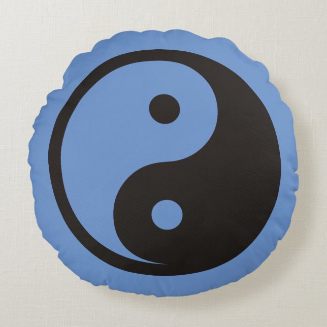 Yin Yang Symbol - solid tattoo design Round Pillow (Front)