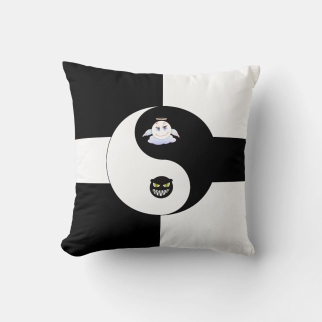 Yin yang throw pillow (Front)