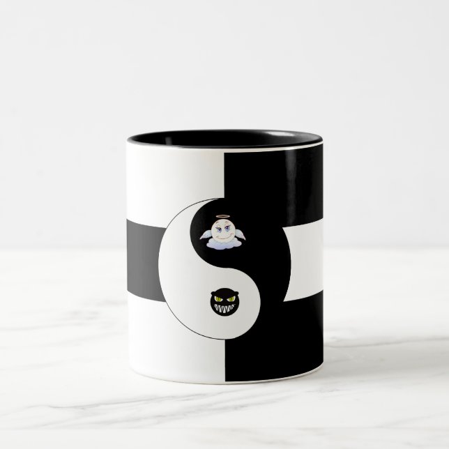 Yin yang Two-Tone coffee mug (Center)
