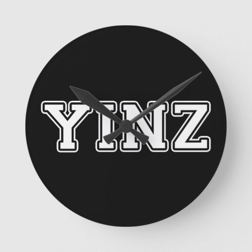 Yinz Round Clock