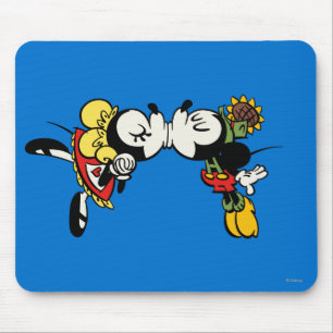 Yodelberg Mickey   Kissing Mouse Pad