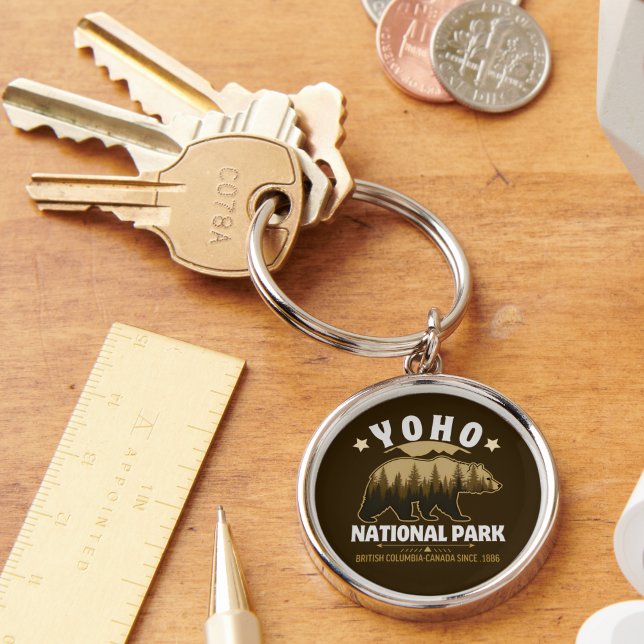 Yoho National Park Canada – Bear & Forest Landscap Keychain (Creator Uploaded)