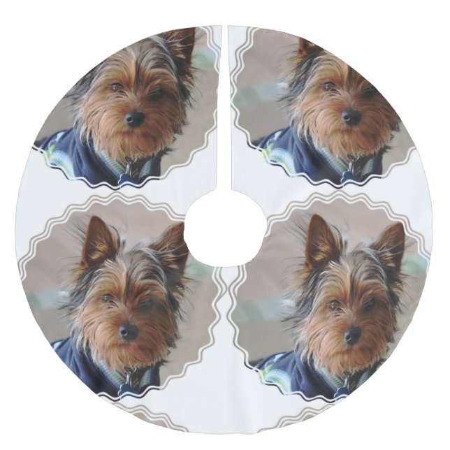 Yorkie Brushed Polyester Tree Skirt (Front)