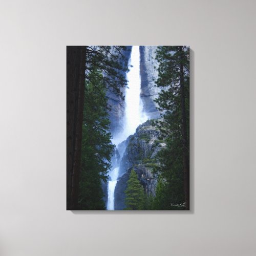 Yosemite Falls Canvas Print