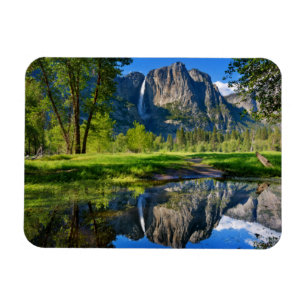 Yosemite Falls   Yosemite National Park Magnet